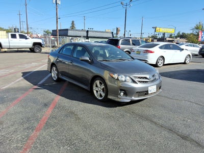 2013 Toyota Corolla 4dr Sdn Man L (Natl)