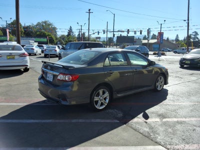 2013 Toyota Corolla 4dr Sdn Man L (Natl)
