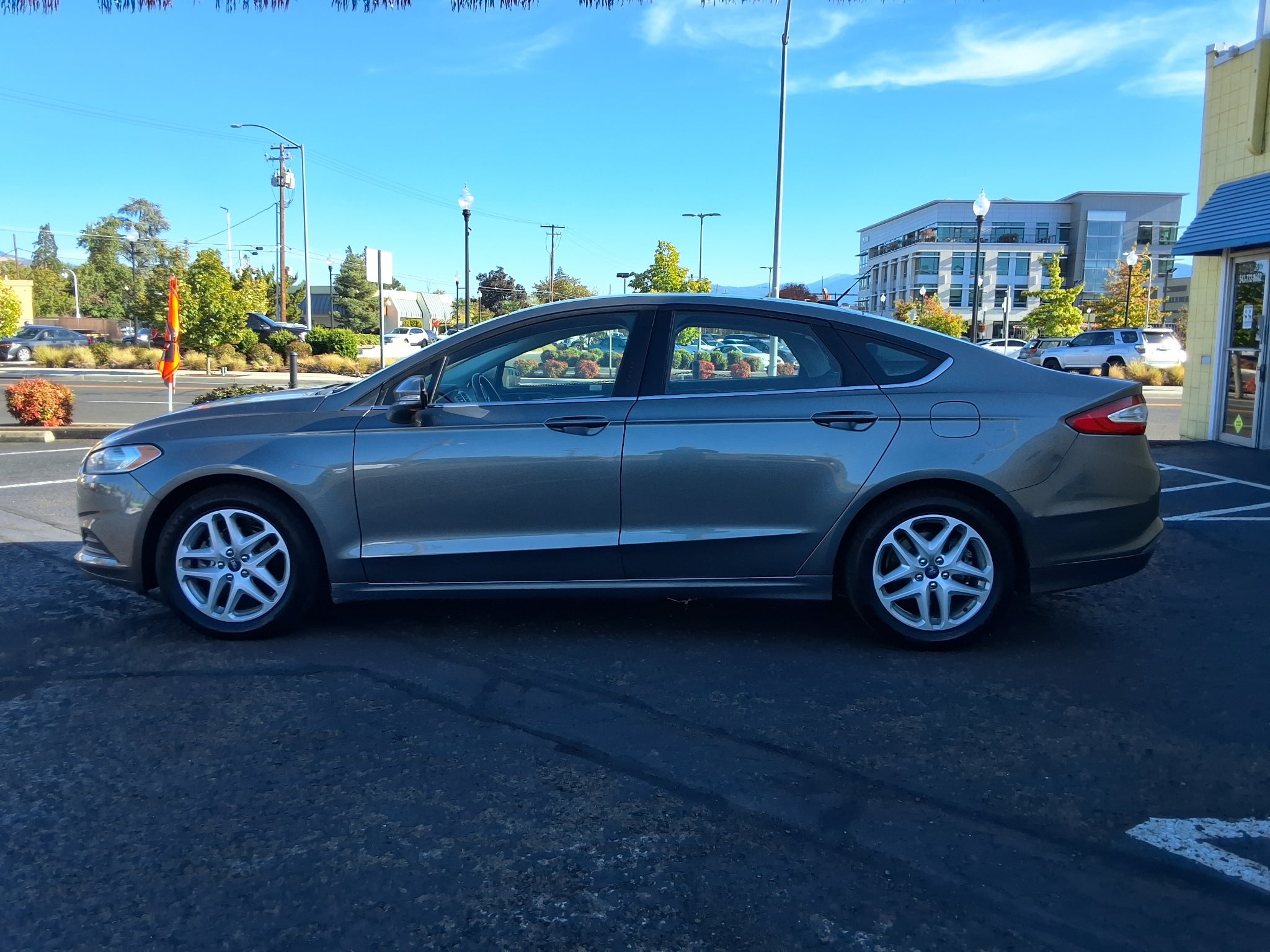 2014 Ford Fusion SE