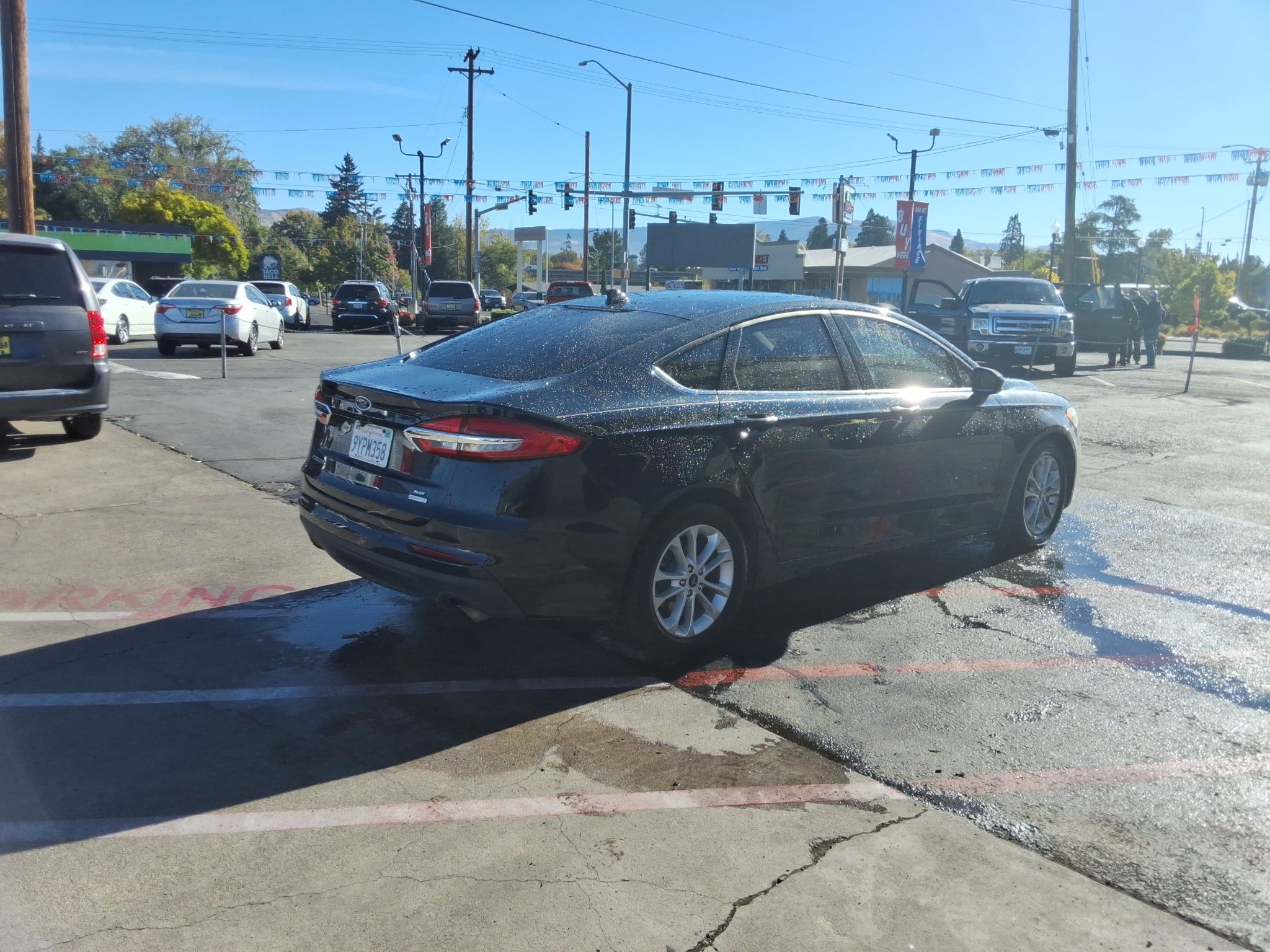 2020 Ford Fusion SE