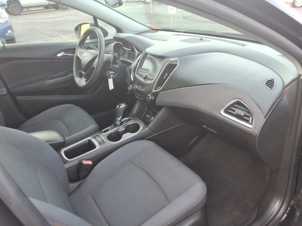 2019 Chevrolet Cruze LS