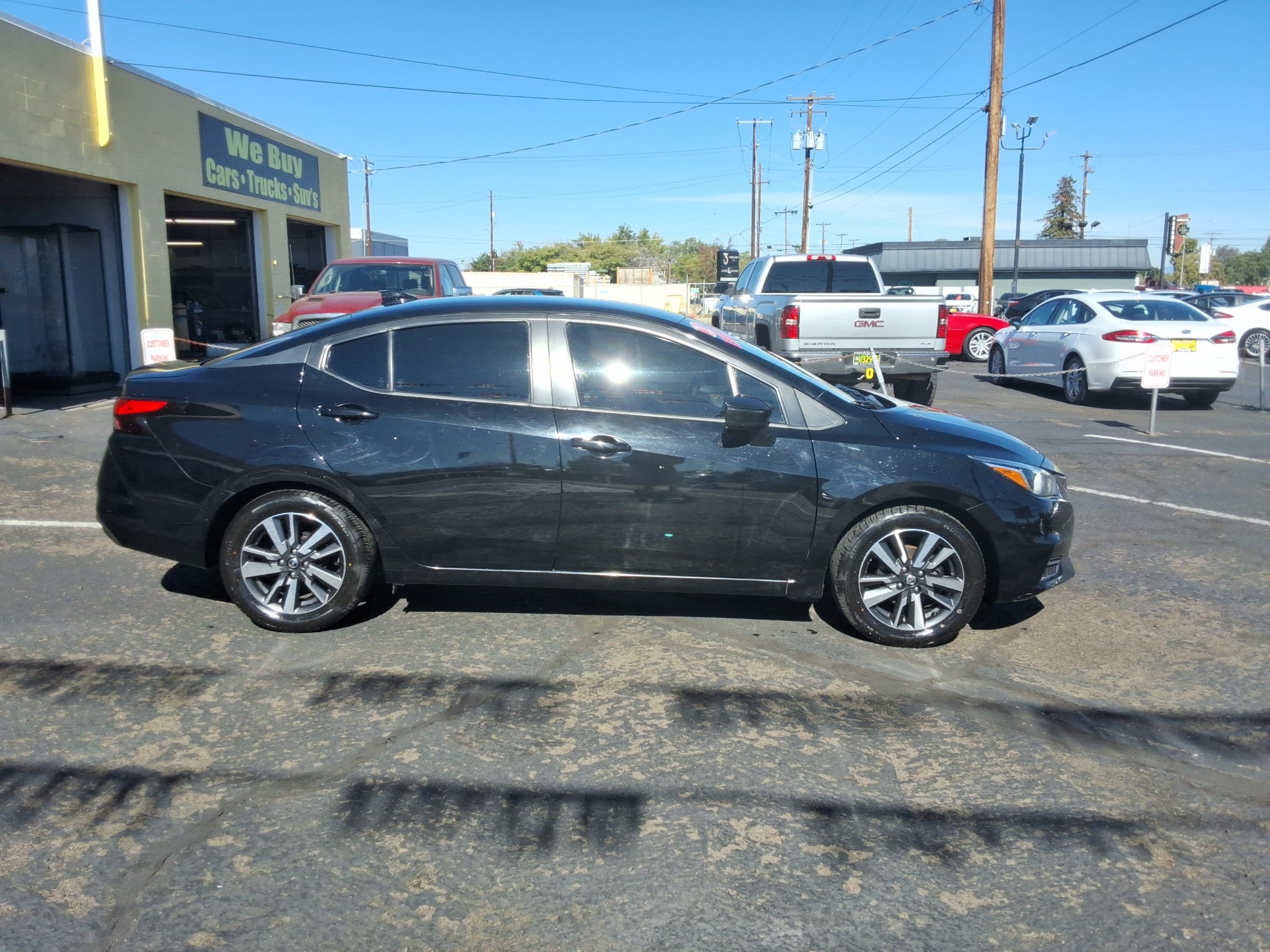 2021 Nissan Versa SV