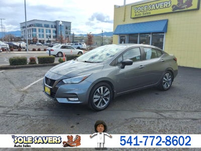 2020 Nissan Versa SR