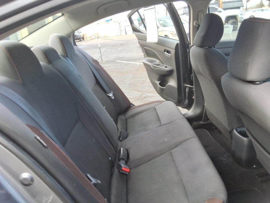 2020 Nissan Versa SR