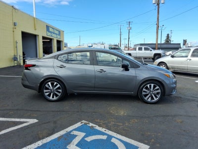 2020 Nissan Versa SR