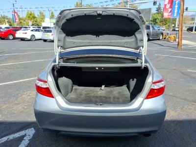 2016 Toyota Camry 4dr Sdn I4 Auto SE (SE)