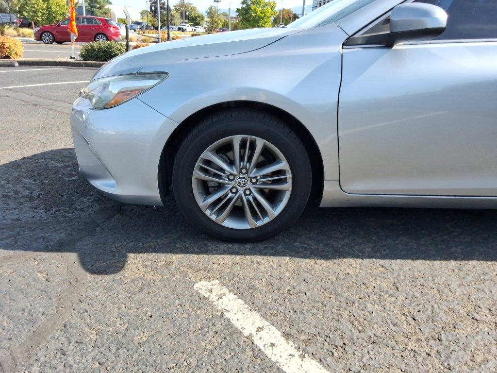 2016 Toyota Camry 4dr Sdn I4 Auto SE (SE)