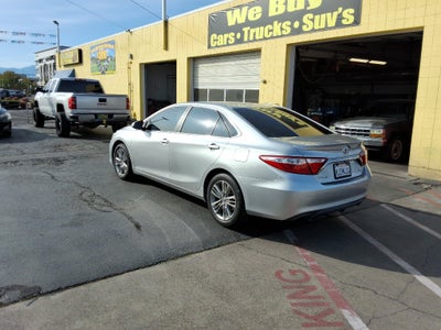 2016 Toyota Camry 4dr Sdn I4 Auto SE (SE)