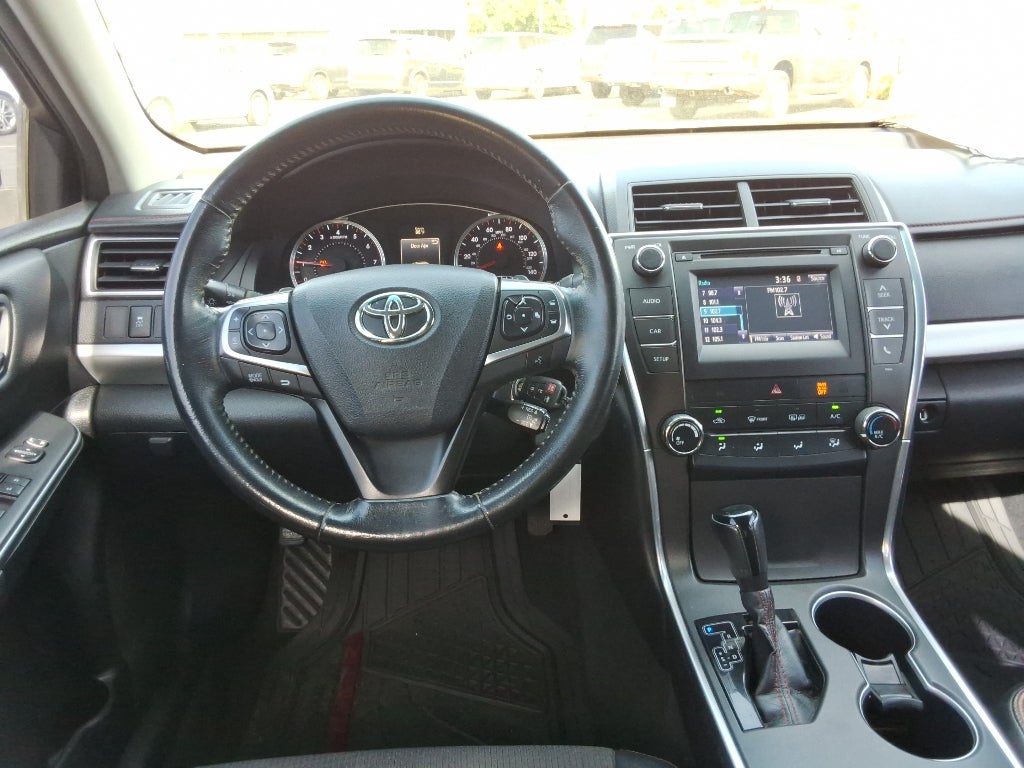 2016 Toyota Camry 4dr Sdn I4 Auto SE (SE)