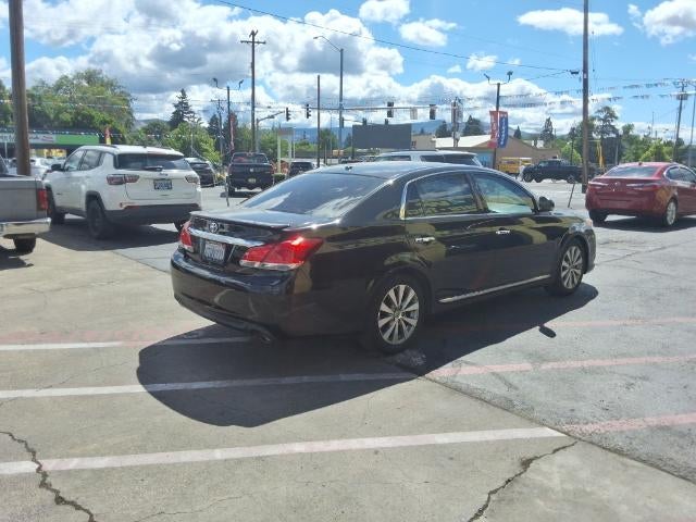 2011 Toyota Avalon 4dr Sdn (Natl)