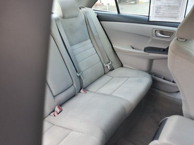 2016 Toyota Camry 4dr Sdn I4 Auto LE (SE)