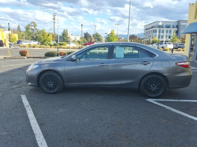 2016 Toyota Camry 4dr Sdn I4 Auto LE (SE)