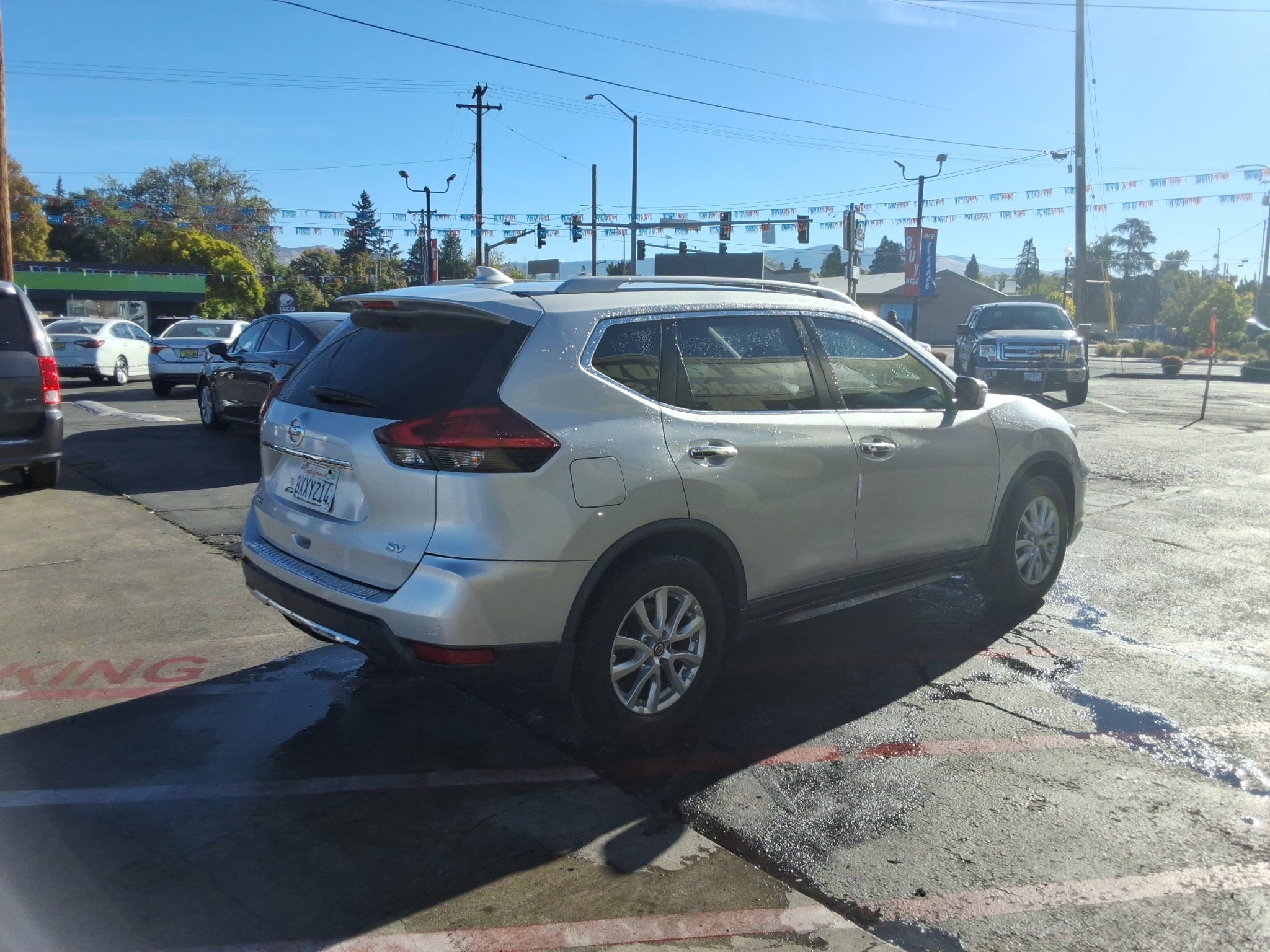 2017 Nissan Rogue FWD SV