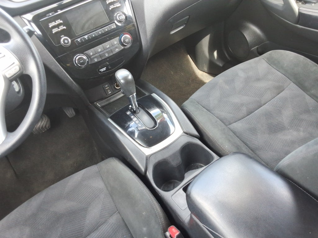 2016 Nissan Rogue FWD 4dr S