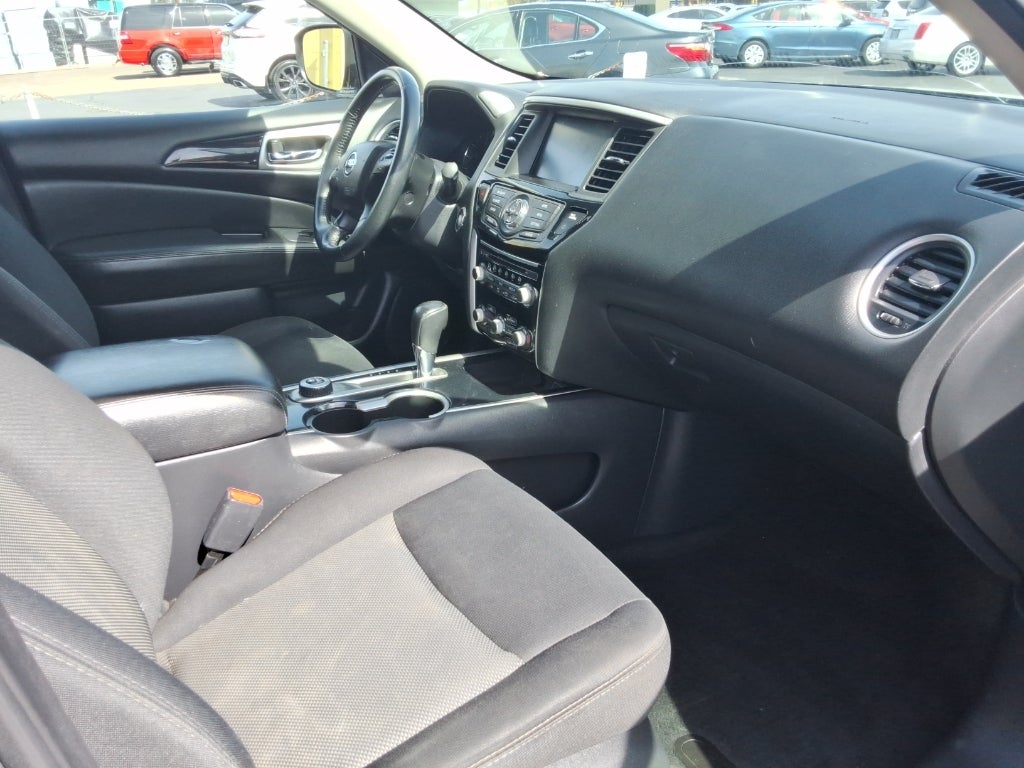 2019 Nissan Pathfinder 4x4 SV