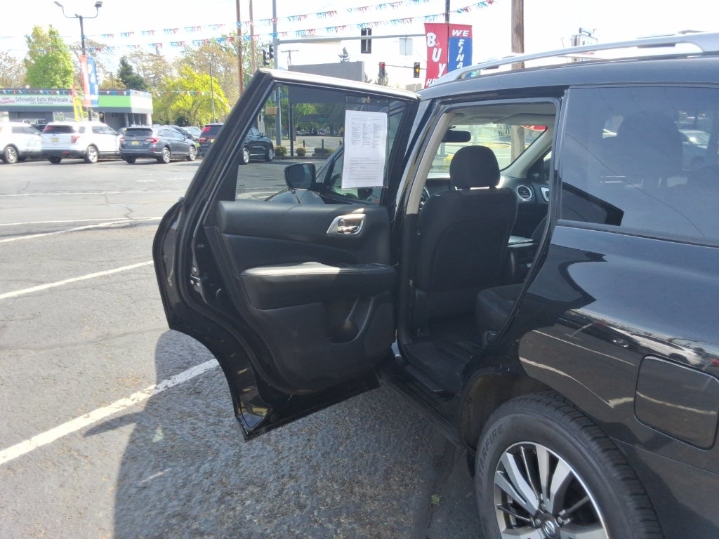 2019 Nissan Pathfinder 4x4 SV