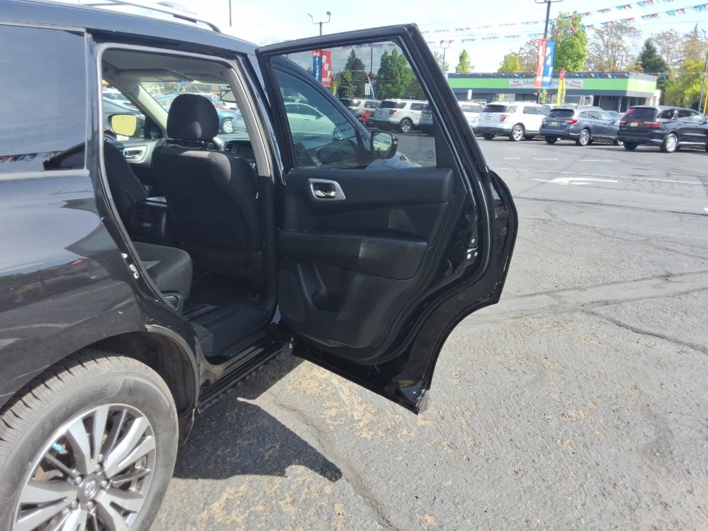 2019 Nissan Pathfinder 4x4 SV