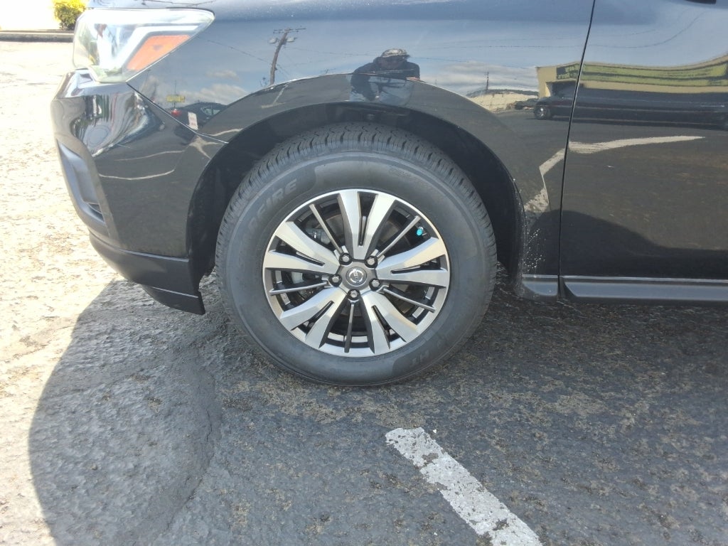 2019 Nissan Pathfinder 4x4 SV