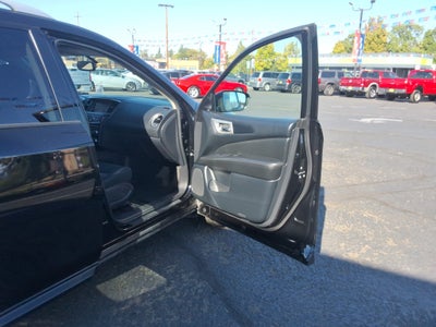 2019 Nissan Pathfinder 4x4 SV