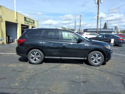 2019 Nissan Pathfinder 4x4 SV