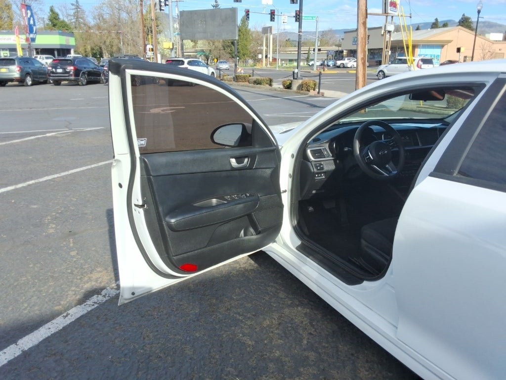 2019 Kia Optima LX Auto