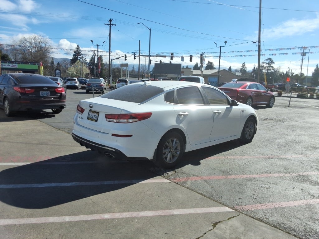 2019 Kia Optima LX Auto