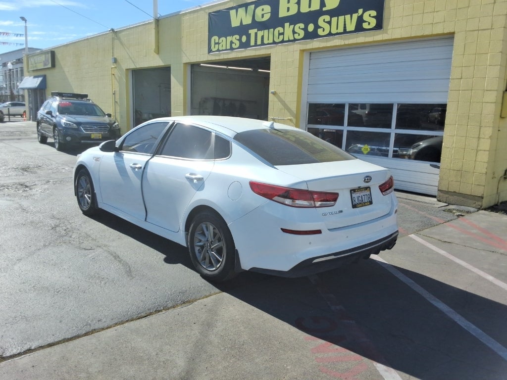 2019 Kia Optima LX Auto