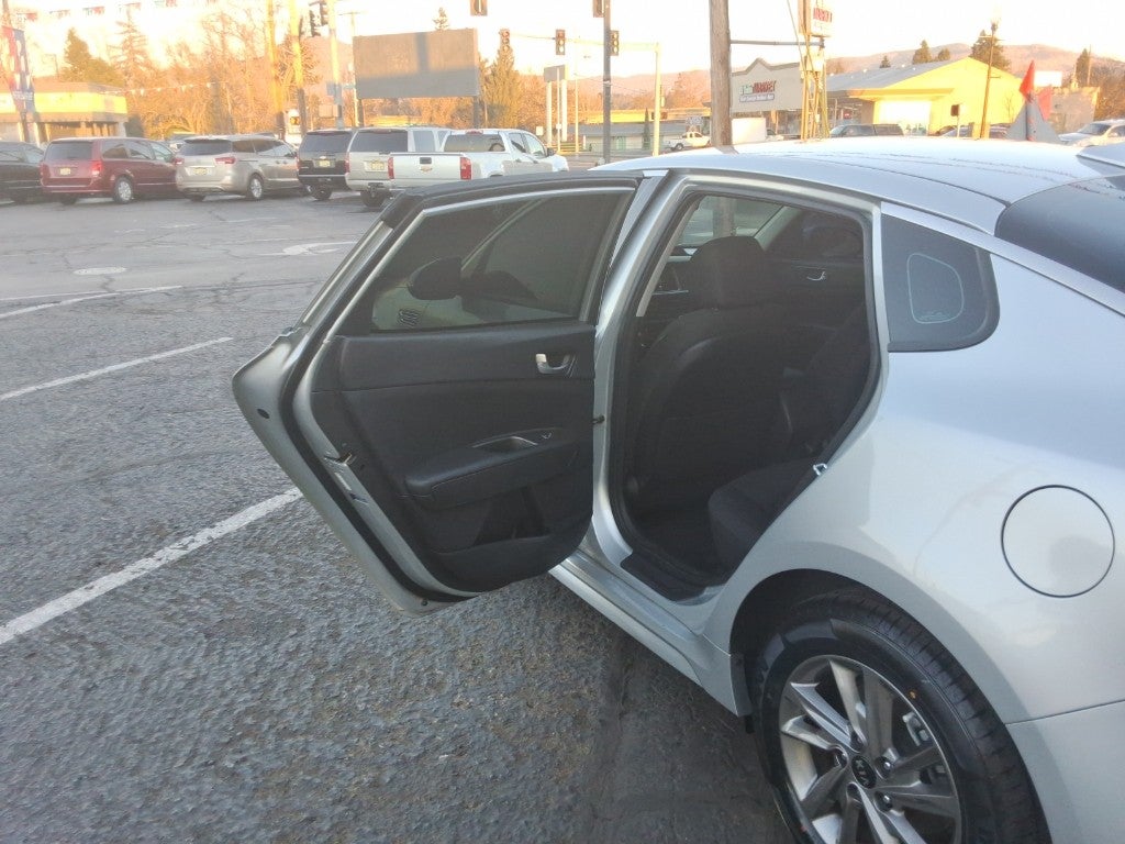 2020 Kia Optima LX Auto