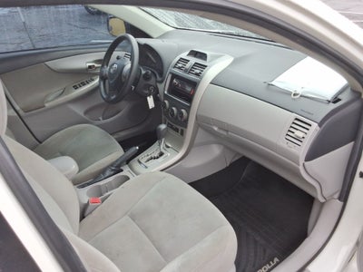 2013 Toyota Corolla 4dr Sdn Man L (Natl)