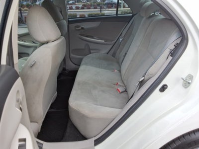 2013 Toyota Corolla 4dr Sdn Man L (Natl)