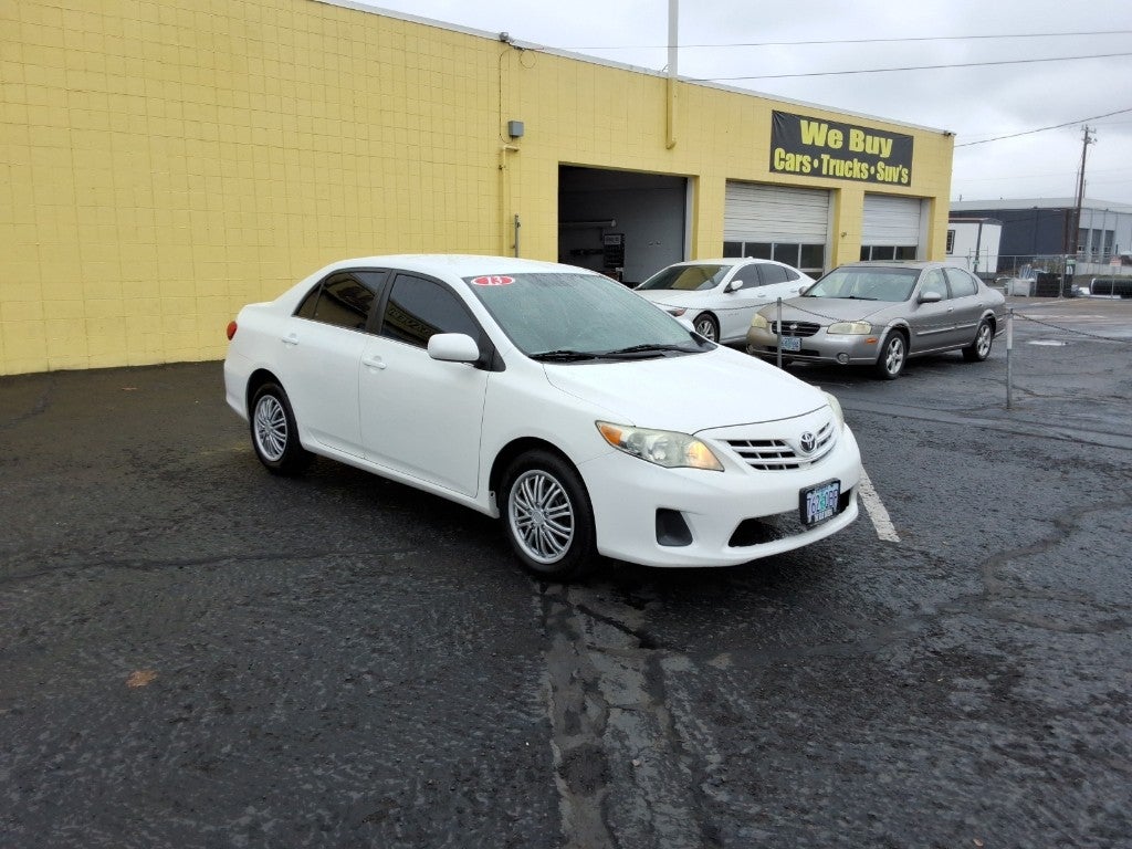 2013 Toyota Corolla 4dr Sdn Man L (Natl)