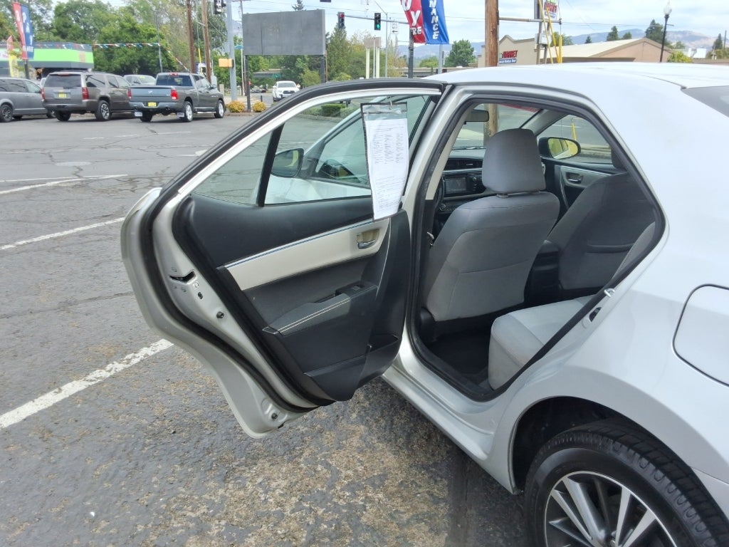 2016 Toyota Corolla 4dr Sdn Auto L (Natl)