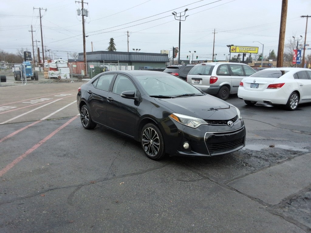 2014 Toyota Corolla 4dr Sdn Man L (Natl)