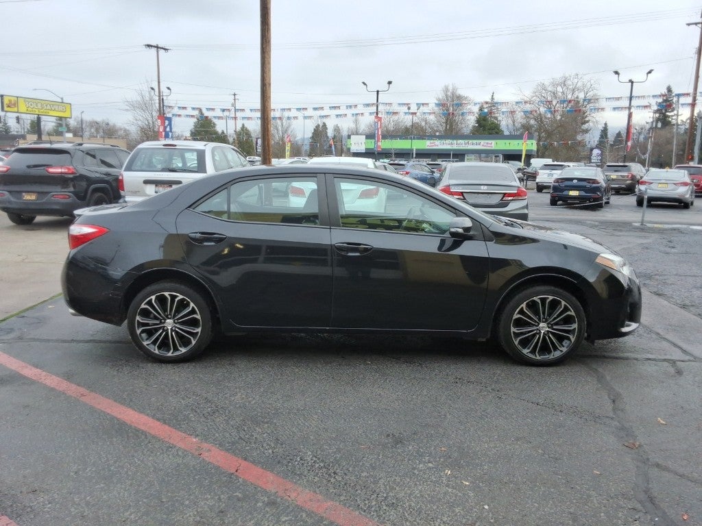2014 Toyota Corolla 4dr Sdn Man L (Natl)