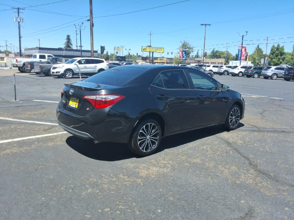 2015 Toyota Corolla 4dr Sdn Auto L (Natl)