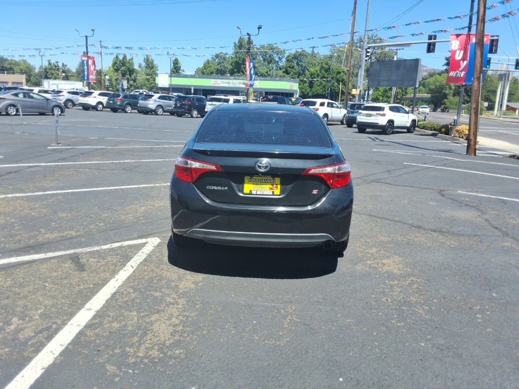 2015 Toyota Corolla 4dr Sdn Auto L (Natl)