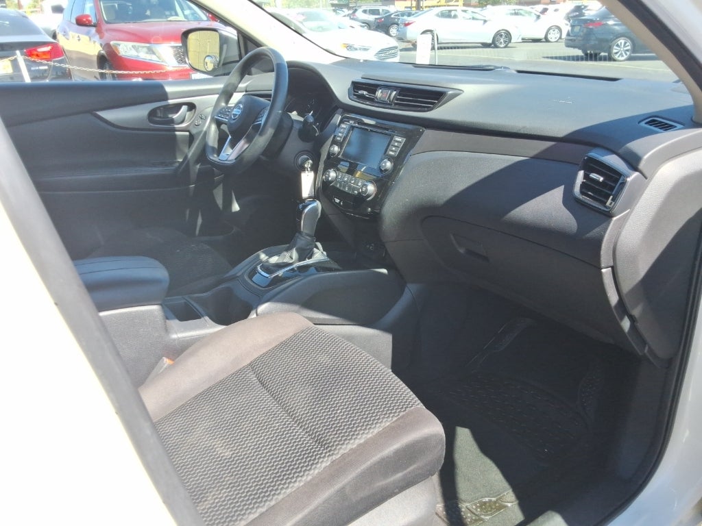 2021 Nissan Rogue Sport SV