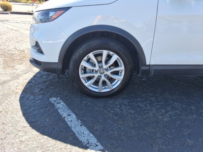 2021 Nissan Rogue Sport SV