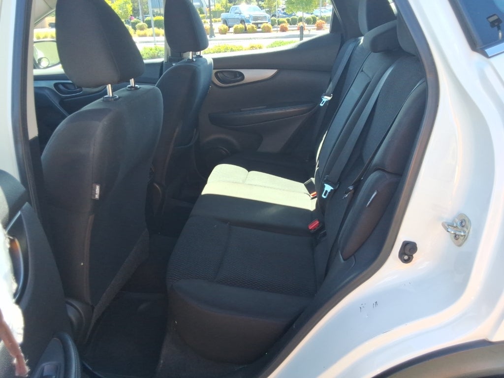 2021 Nissan Rogue Sport SV