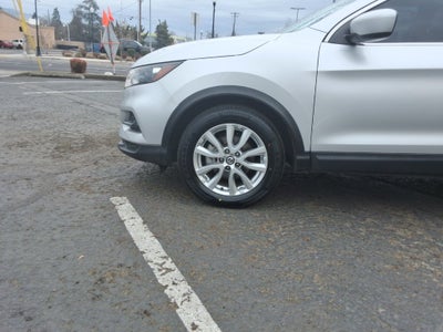 2021 Nissan Rogue Sport SV