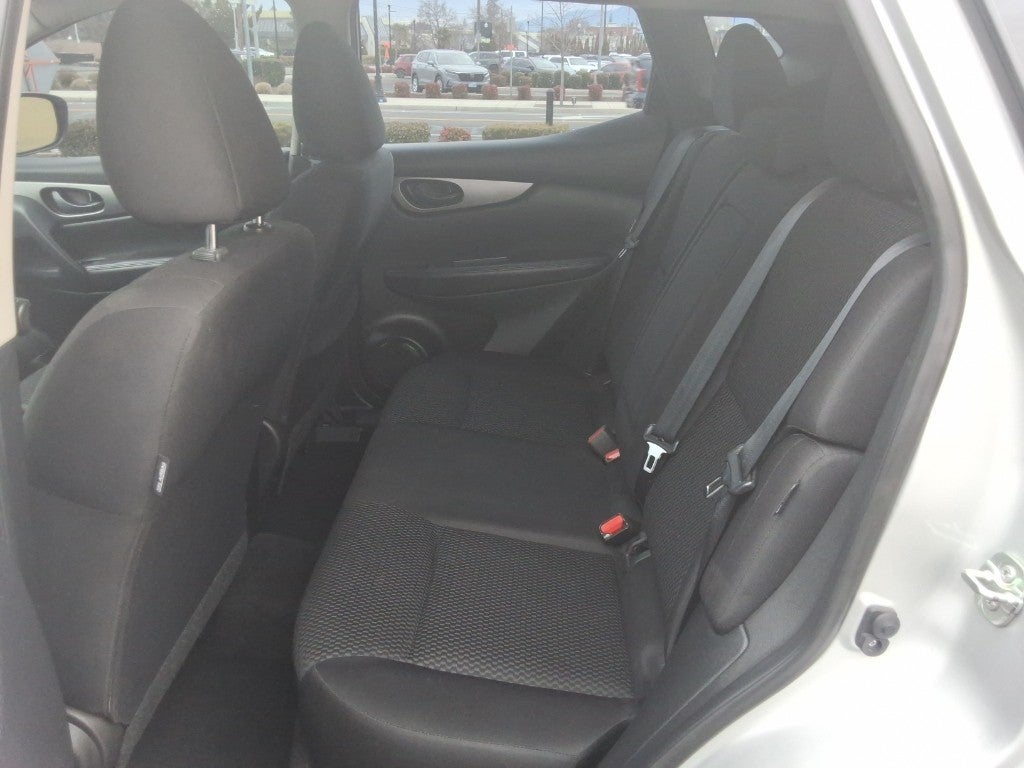 2021 Nissan Rogue Sport SV