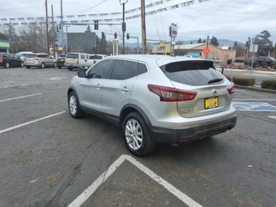 2021 Nissan Rogue Sport SV