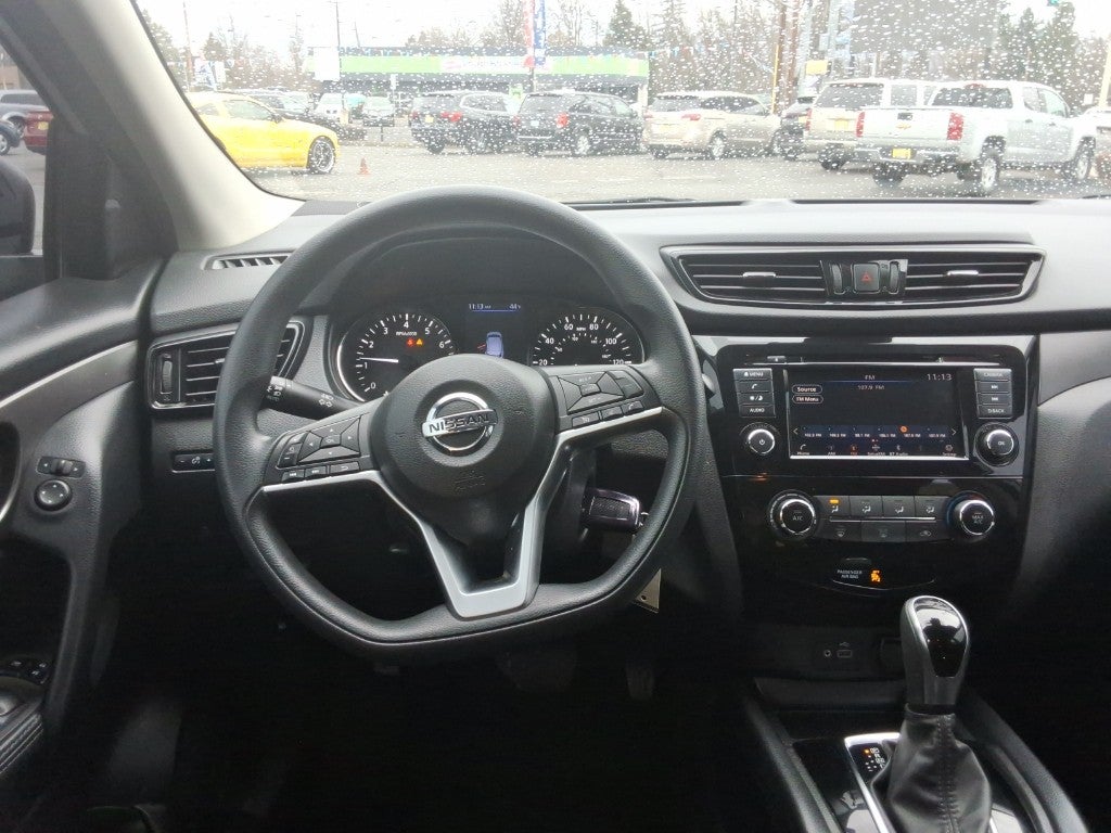 2021 Nissan Rogue Sport SV