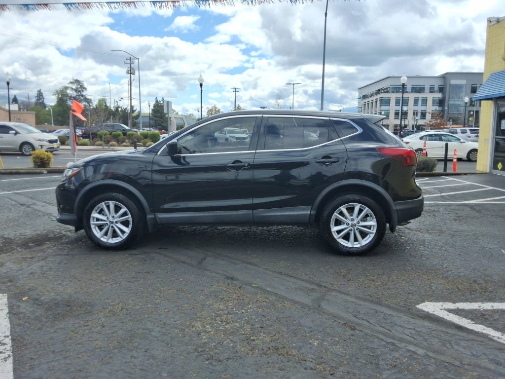 2019 Nissan Rogue Sport FWD S