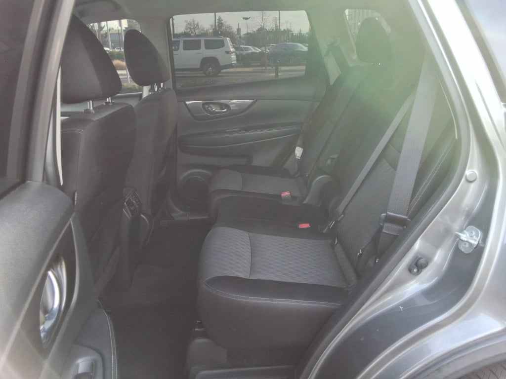 2019 Nissan Rogue FWD SV *Limited Production* *Ltd Avail*