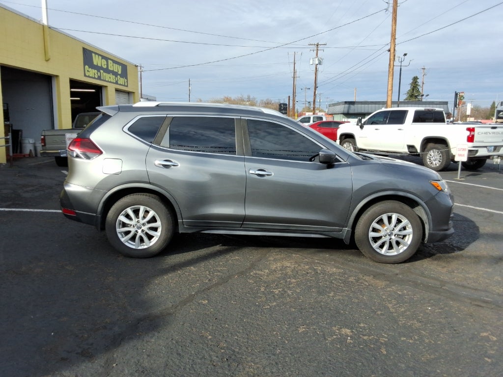 2019 Nissan Rogue FWD SV *Limited Production* *Ltd Avail*