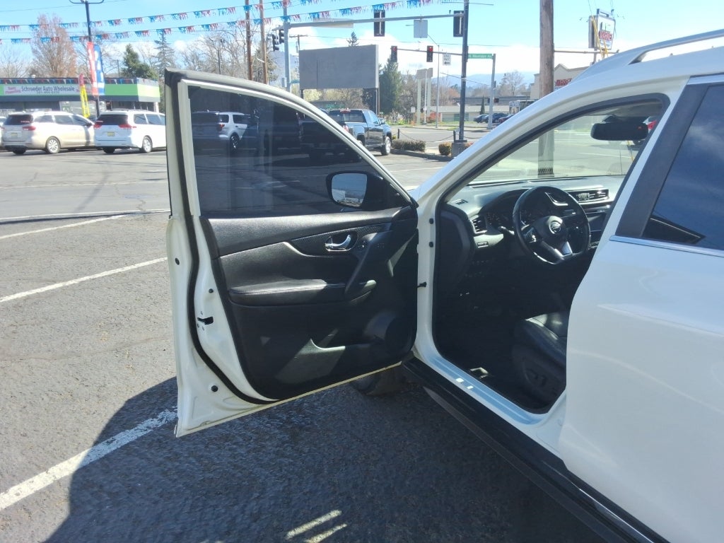 2017 Nissan Rogue AWD SL