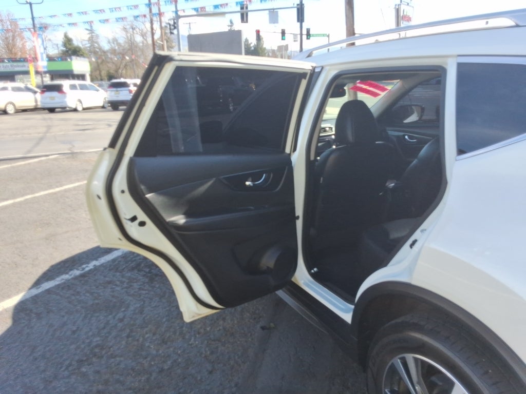 2017 Nissan Rogue AWD SL