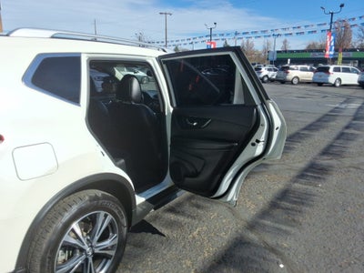 2017 Nissan Rogue AWD SL