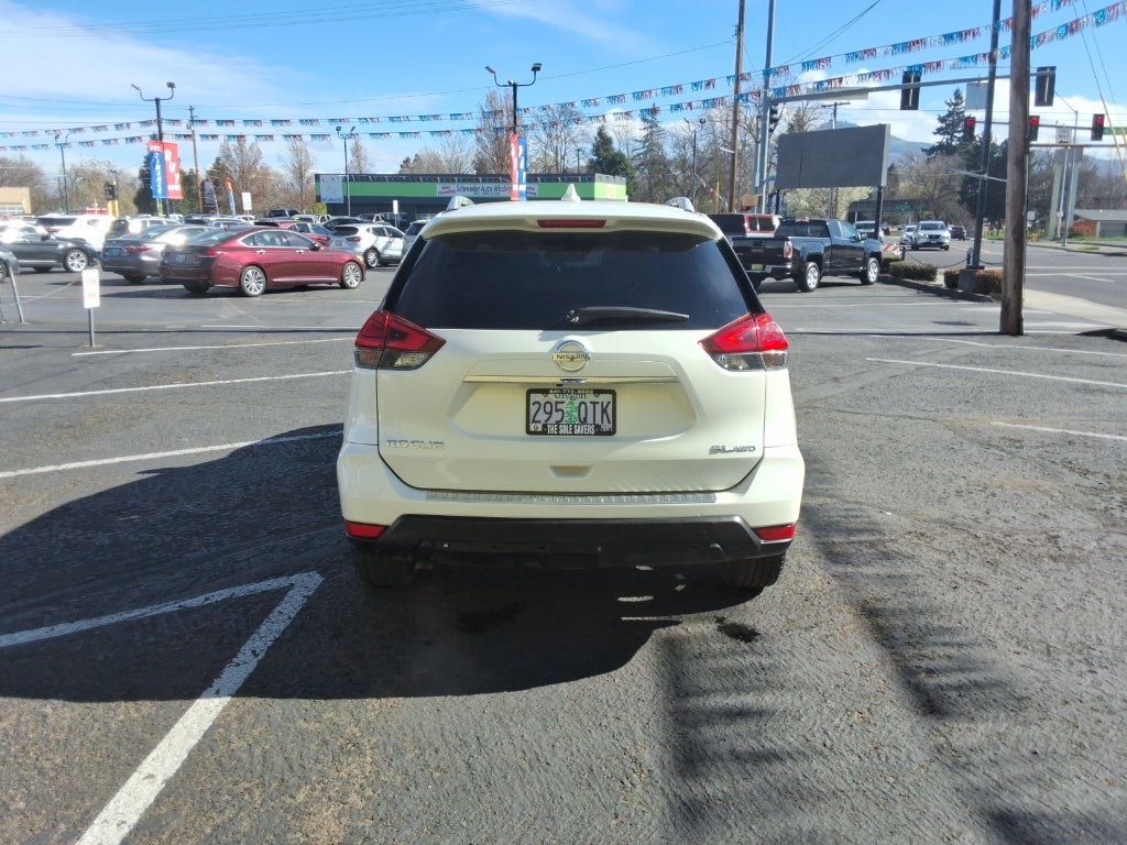 2017 Nissan Rogue AWD SL